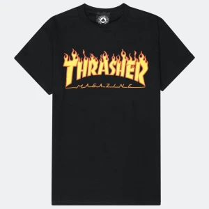Thrasher t-shirt - Thrasher t-shirt i storlek medium, nypris 499kr🦋 hör av er vid minsta intresse eller fundering 🥰