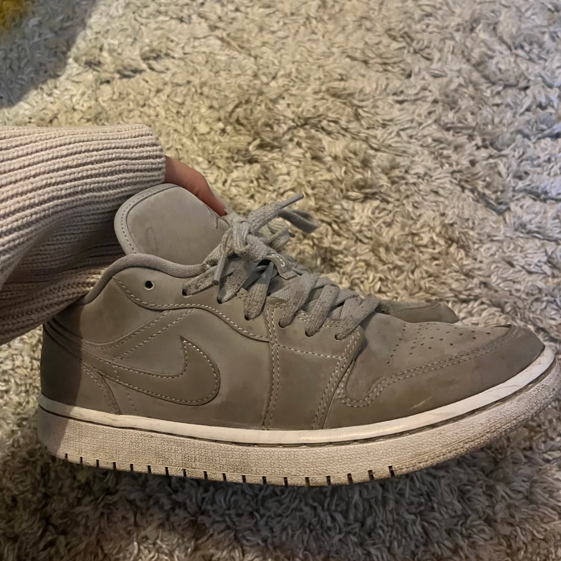 Grå låga jordans - 91