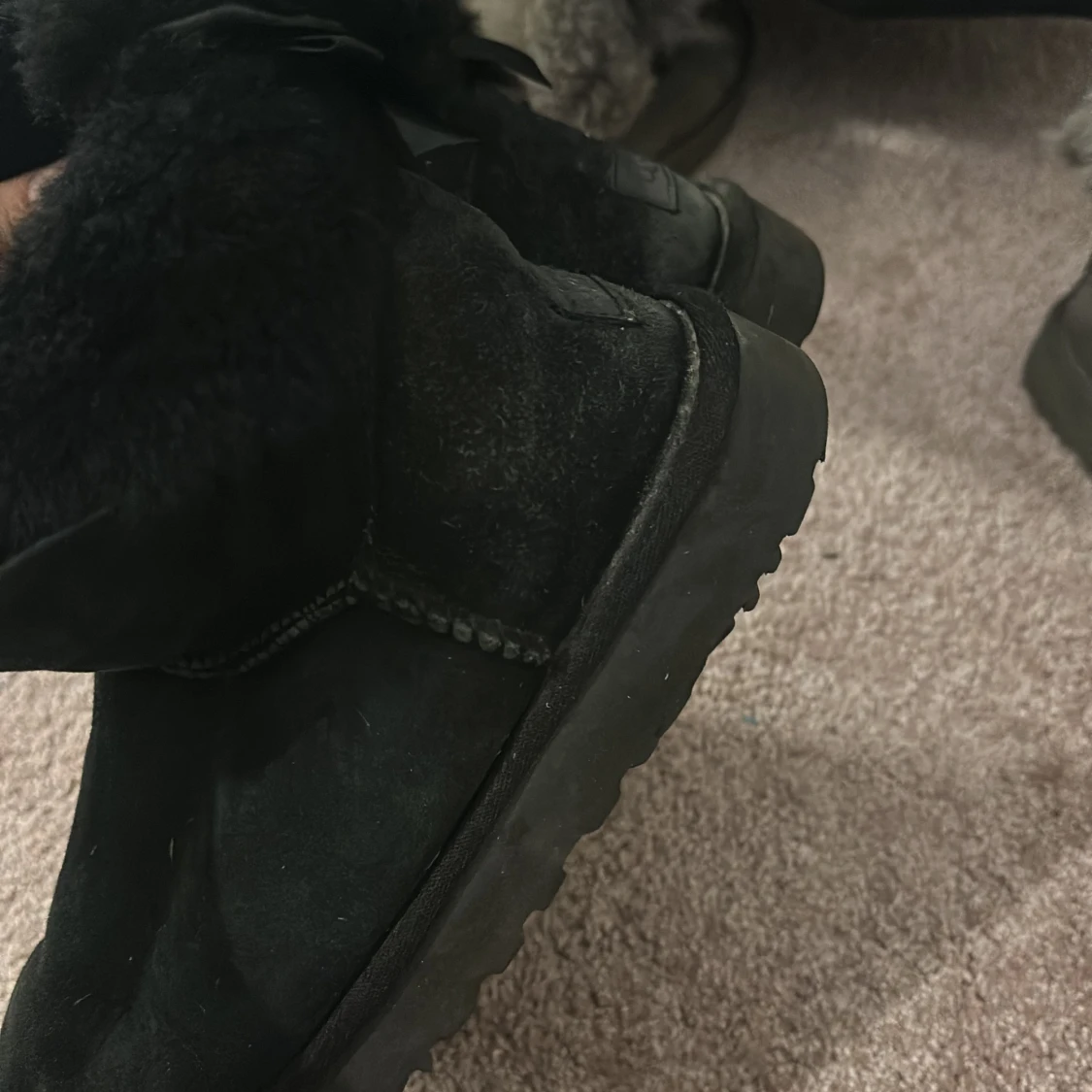 Svarta bailey bow - 91