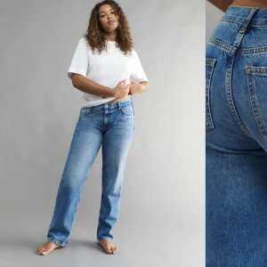 Gina jeans - Super fina jeans ifrån Gina, aldrig använt 