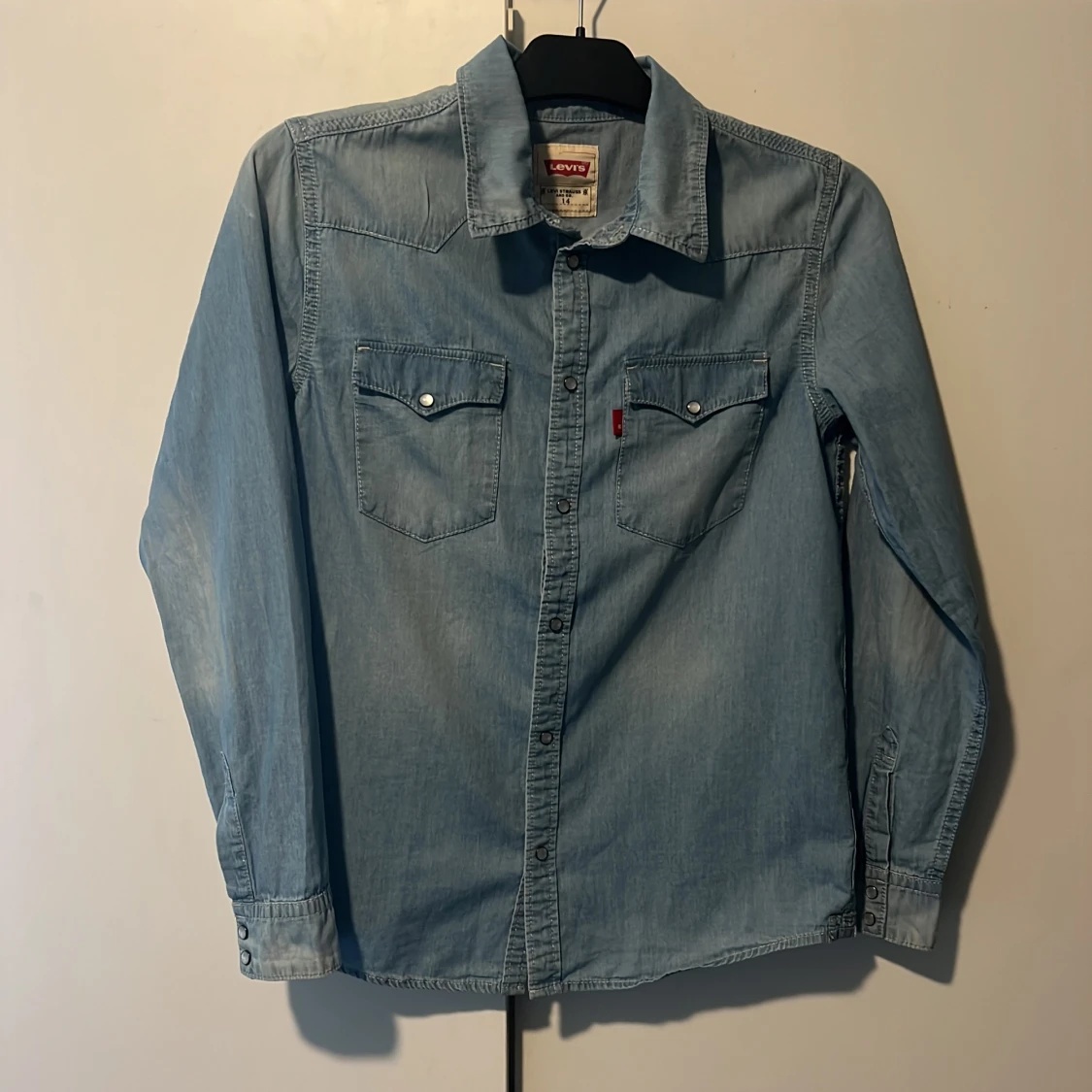 Levis skjorta stl 14