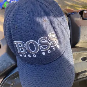 Blå Hugo boss keps 