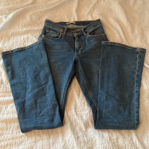 Gina jeans - Säljer dessa lågmidjade gina bootcut jeansen då dom inte kommer till användning