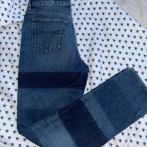 Jeans som tyvärr inte passar och jag endast använt få gånger p g av storleken. Så otroligt snygga jeans 