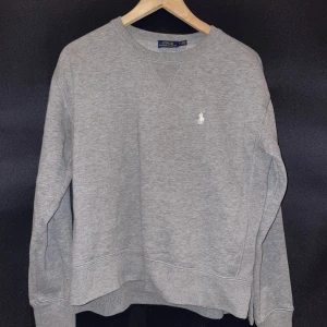 Sweatshirt - Från Ralph Lauren i st M