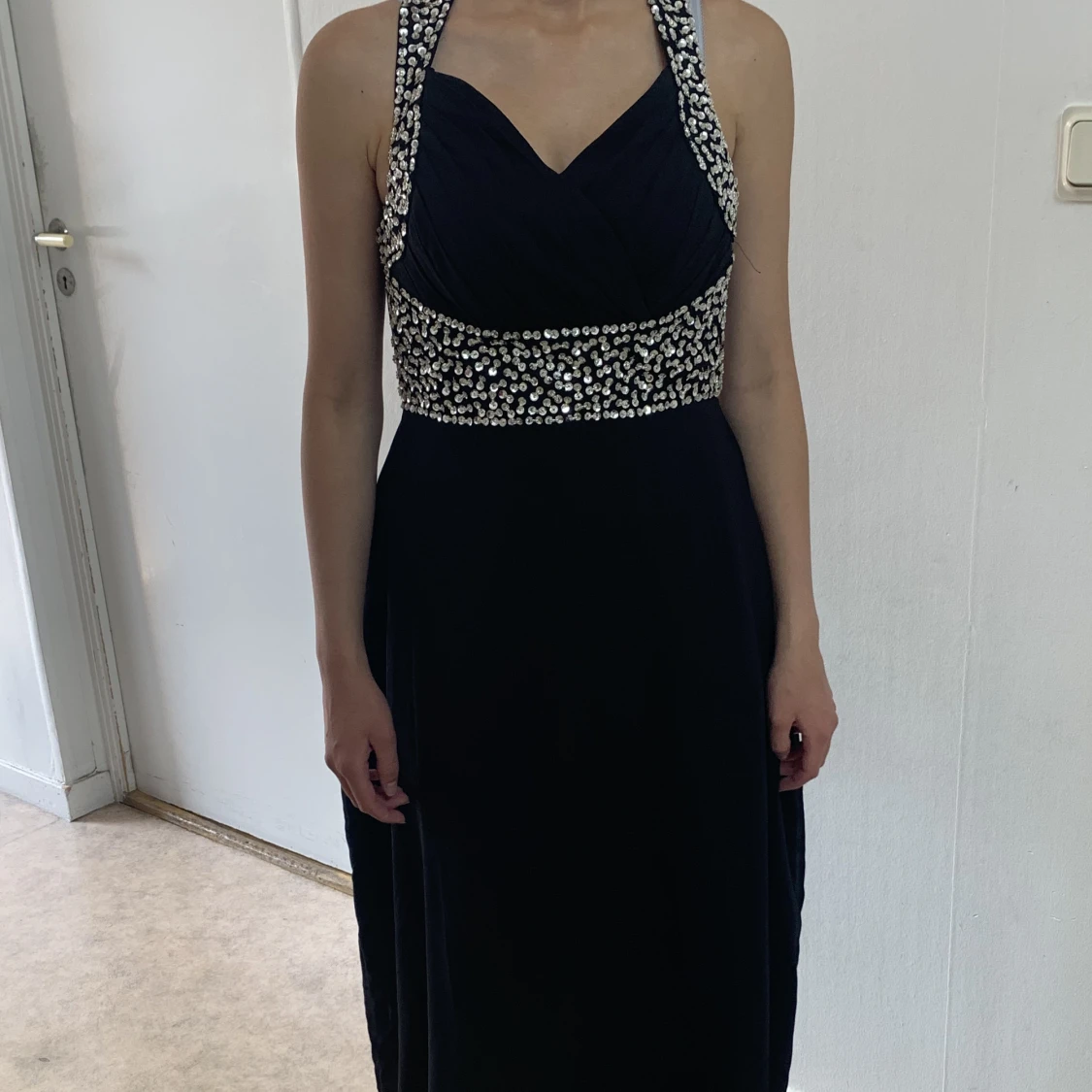 Svart bal/fest klänning med paljetter