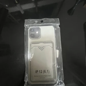 Mobilskal med korthållare  - Helt nytt mobilskal för iPhone 12😁