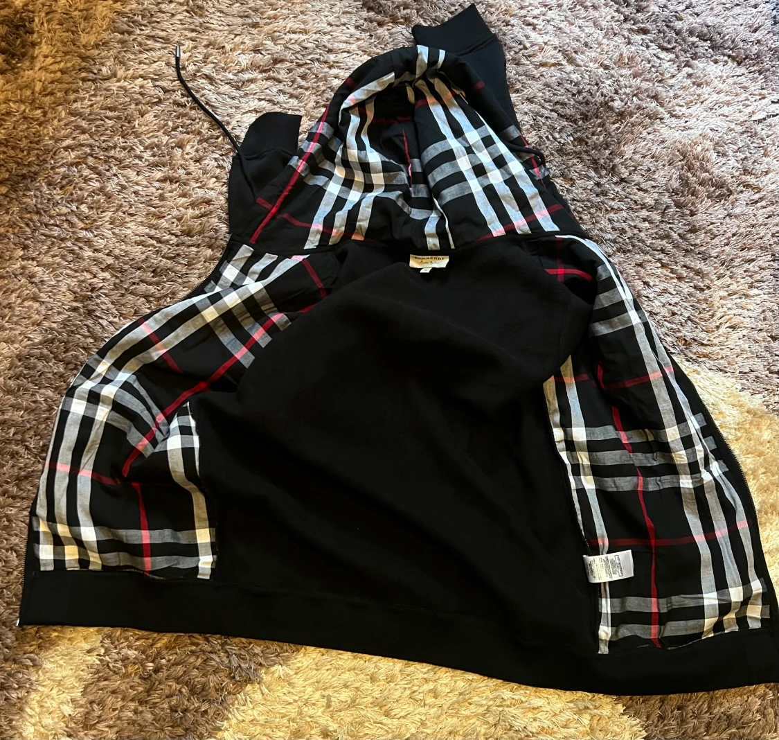 Burberry zip hoodie - 90