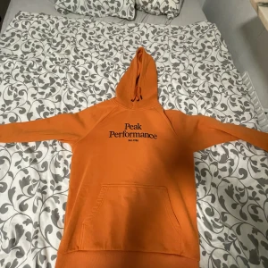 Peak performance hoddie  - Oanvänd 