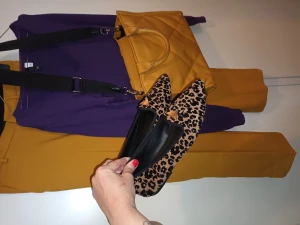 Bag - Very nice quality bag,perfect condition inside/outside 