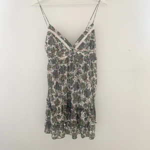 Klänning - Jättefin klänning i bra skick köpt på sellpy🩷🩷