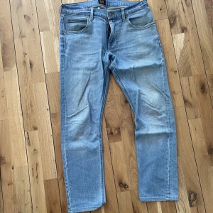 Lee jeans - Stl 32/32 Raka jeans