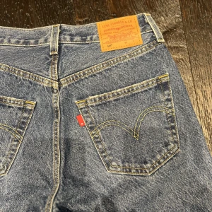 Levi’s jeans - Sjukt snygga original 501 jeans från Levi’s i nyskick! Endast använda 1 gång 🫶🏼🫶🏼 Nypris 1249kr