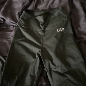 Iciw scrunch Tights  - Superfina tights med scrunch från Iciw