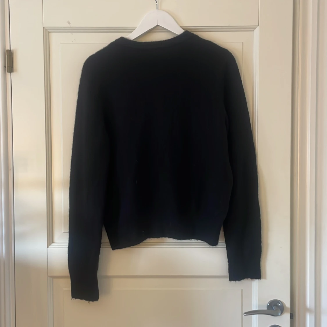 Svart stickad kofta  - 91