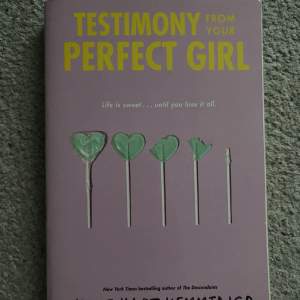 Bok på engelska. TESTMONY FROM YOUR PERFECT GIRL. Aldrig använd. Kan fraktas med andra böcker 📚 köparen står för frakten
