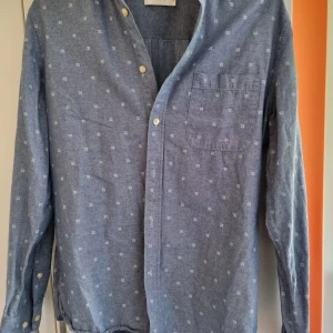 Denimskjorta - Lite använd nyskick