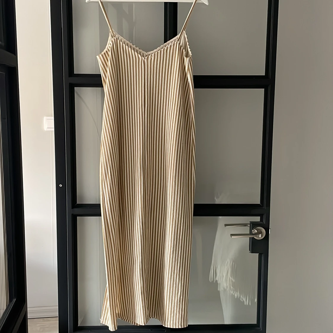 Randig midiklänning  - 91