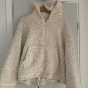 teddy-hoodie  - teddy hoodie, andvänd fåtal gånger 