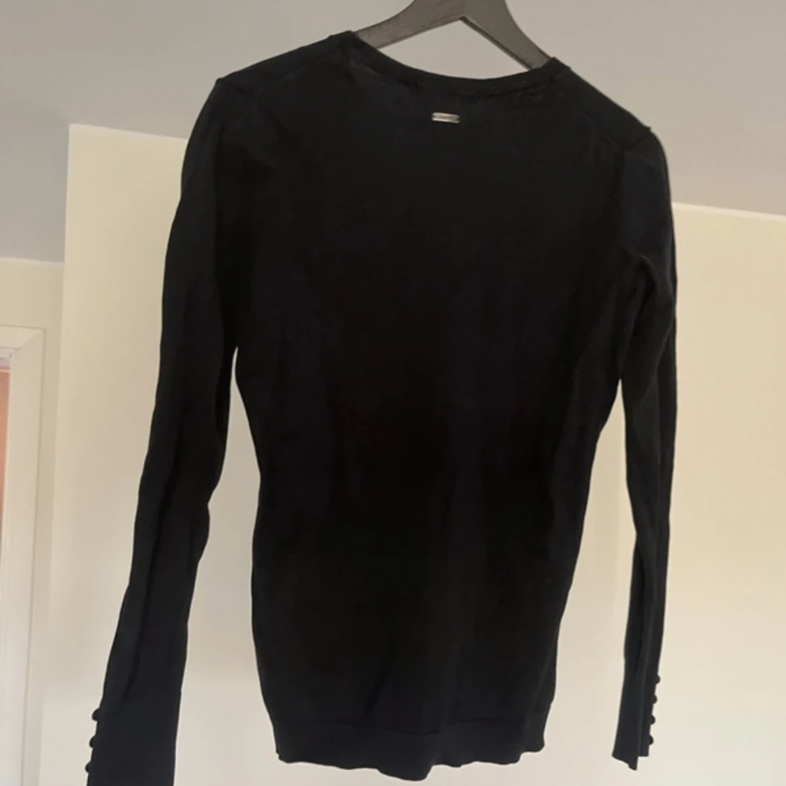 V-ringad tröja  - 90