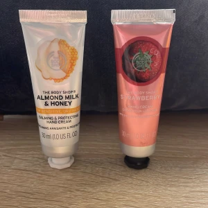 Handkrämer  - Säljer dem hära två  Använda 1 gång  Ger lena händer  20kr st