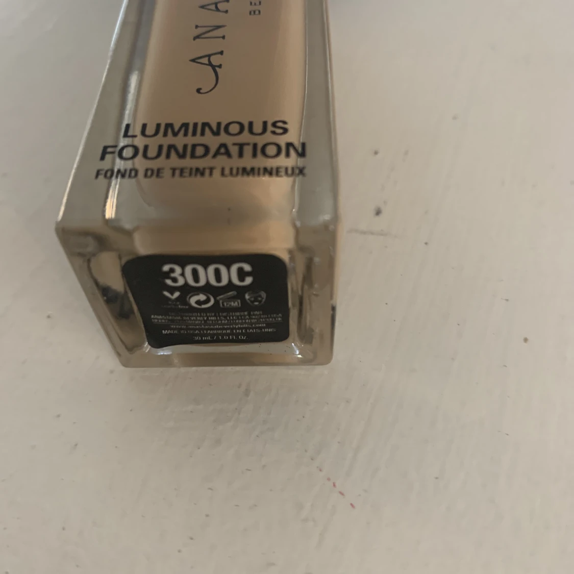 Anastasia Beverly Hills foundation  - 90