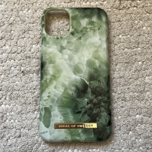 Iphone 11 skal - Ett iphone 11 skal från Ideal of Sweden! Betalning sker via Swish eller köp nu💗 Köparen står för frakten!