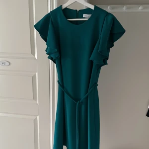 Calvin Klein klänning - Nyskick med lappen kvar! 