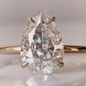 2.0ct Päron Slippat Natural Diamant Ring i 10kt Rosa Guldet  med äkthet Antwerpen Belgien värde certifikaten. 