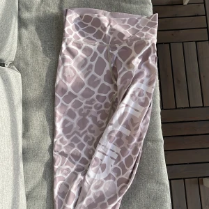 Träningstights - Träningstights från aim’n högmidjade