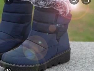 New shoes for winter and snow  - Very elegant shoes for winter and snow size 36 new I bought it via internet and it was not the size of me I didn’t use it it is new.