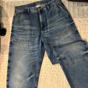 Jeans  - Använda 4 gånger 