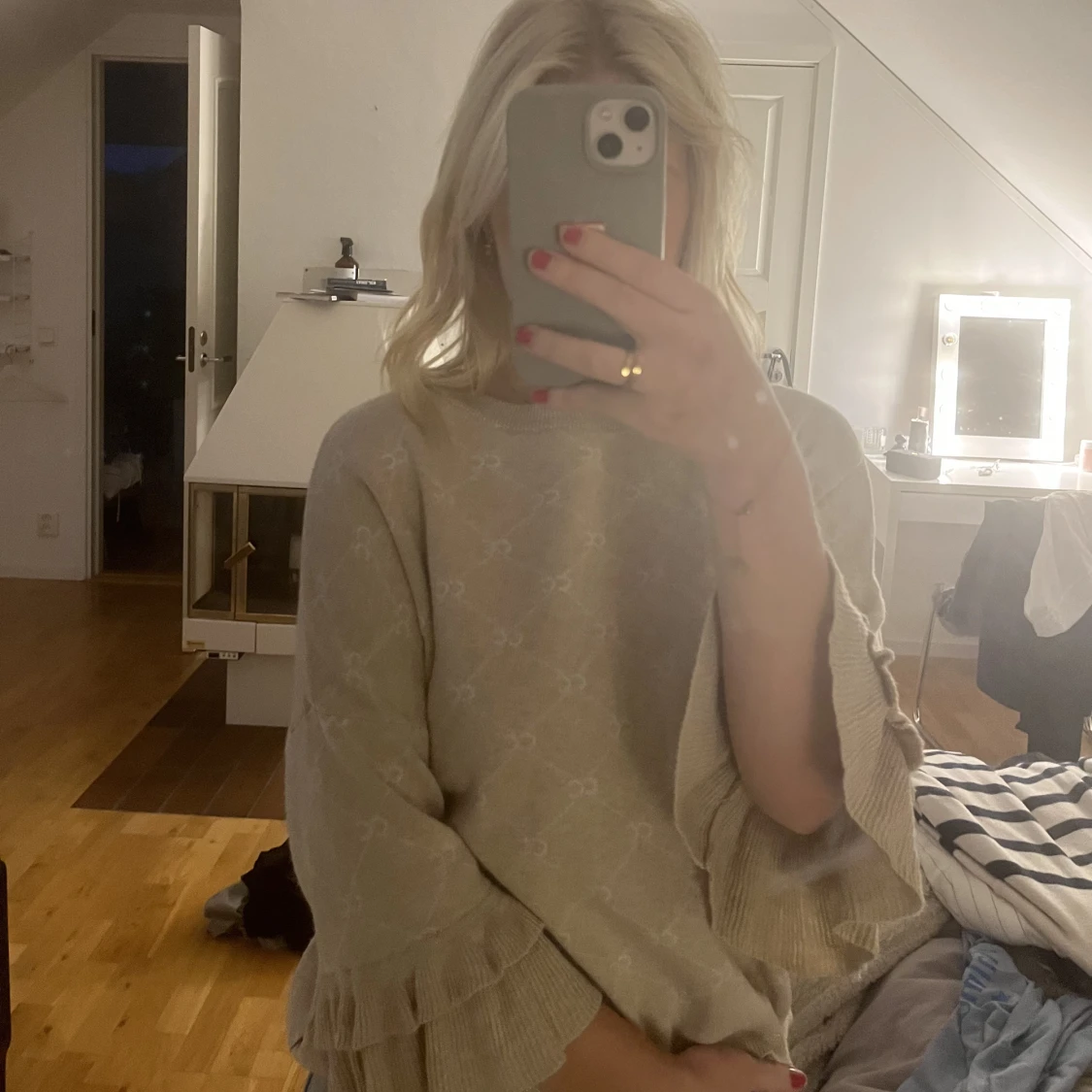 Stickad tröja  - 90