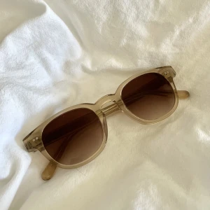 Chimi - Säljer mina chimis då jag själv inte tycker att modellen (01) passar mig tyvärr! Inte alls slitna och är som gott som nya🤩