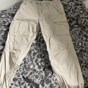 Byxor - Köpte den för 1 år sen men har inte använt så mycket