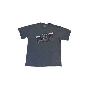 Champion Vintage T-shirt ❤️ - Champion Vintage T-shirt ❤️  Pris: •199kr  Stl: XL  Bredd 57cm Längd 70cm  Kontakta oss för mer info 😊
