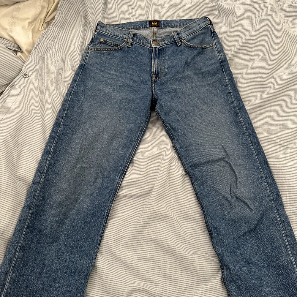 Lee West relaxed fit 29/32 Nypris 1199. Jeans & Byxor.