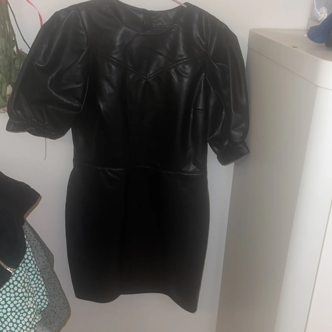 Klänning fake läder 