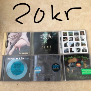 cd skivor  - alla är i bra skick. möts upp i ösd eller postas mot fraktkostnad (39kr för 1). går ej att köpa askfri. första bild : 20kr. andra bild : 25. tredje bild : 50kr sålda : RHCP, aerosmith, garage inc, pantera, load, reload, master. betalning via swish privat