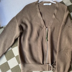 Kofta - Jättefin stickad kofta från Carin Wester som ej kommer till användning.