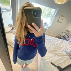 Zadig tröja  - Så sjukt snygg Zadig tröja som inte kommer till användning längre längre i super bra skick knappt använd. Skiv för fler frågor eller funderingar ❤️❤️🥰🥰