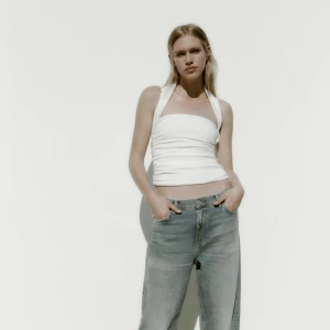 Topp - Topp från Zara med lapparna kvar. Slut på hemsidan! Nypris 299