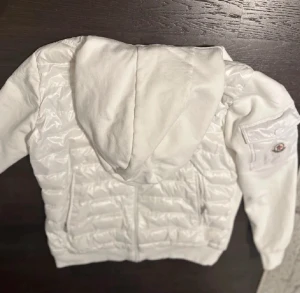 Moncler cardigan - Moncler cardigan vit 