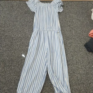 Byxdress  - Byxdress blå randig och skön 