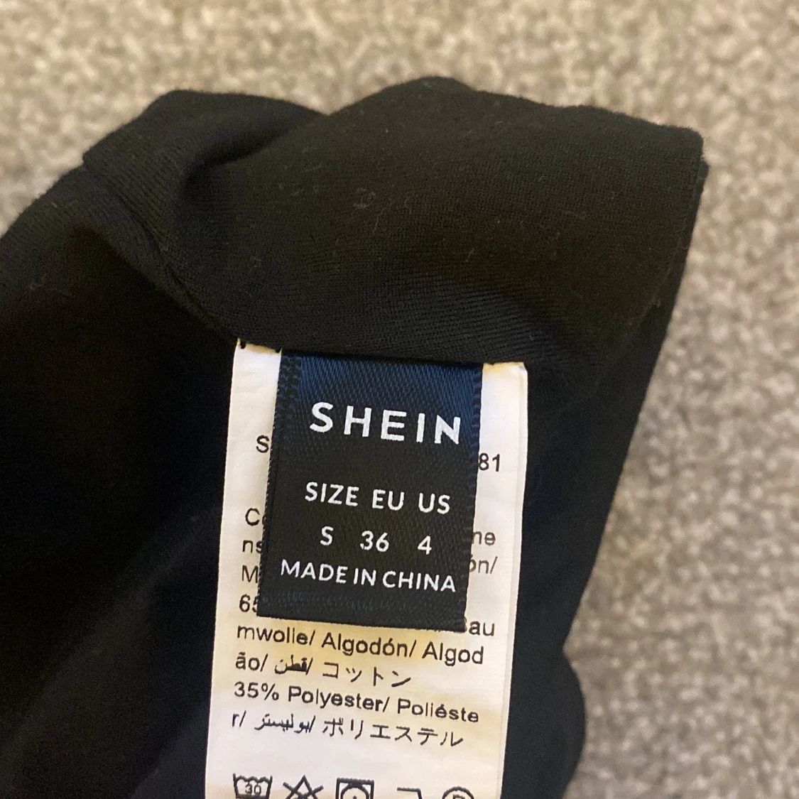 Halterneck svart topp❣️❣️ - 91