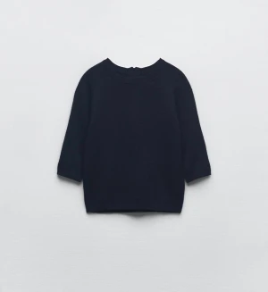 Zara träja - Stickad baströja från zara som är helt slut såld, lägger upp bättre bilder imon när jag kommer hem