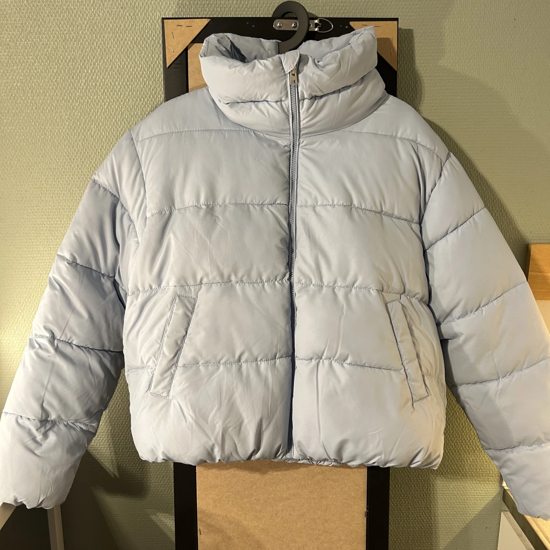 Baby blå vinterjacka (M) - 90