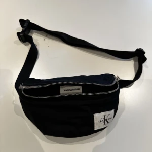 Väska - Calvin Klein väska