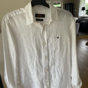 Morris linneskjorta - Storlek xs linneskjorta använd 2 gånger