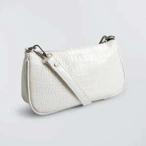 Mini bag - Säljer denna mini bag från gina💕💕